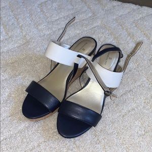 Bandolino Blue and White Wedge Sandals